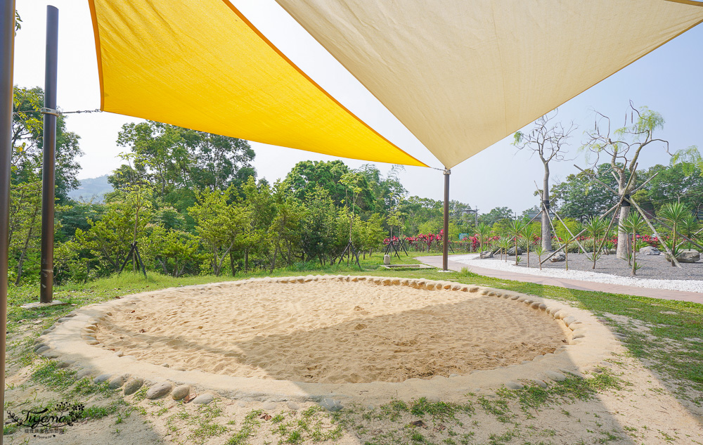 南投親子公園「名間親子生態園區」彩虹滑梯、巨大彩虹遮陽棚、沙坑公園 @緹雅瑪 美食旅遊趣