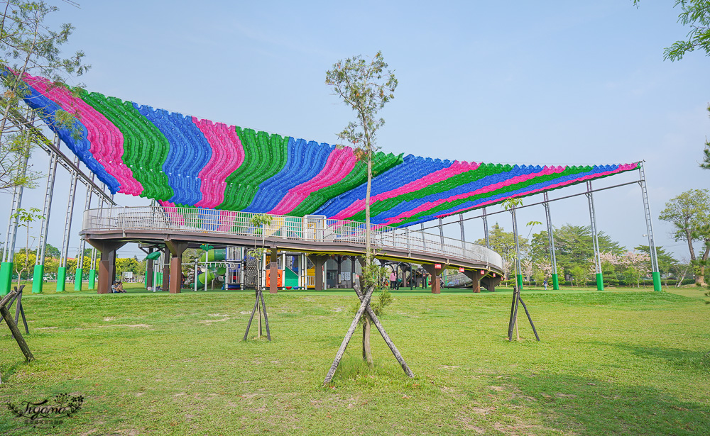 南投親子公園「名間親子生態園區」彩虹滑梯、巨大彩虹遮陽棚、沙坑公園 @緹雅瑪 美食旅遊趣