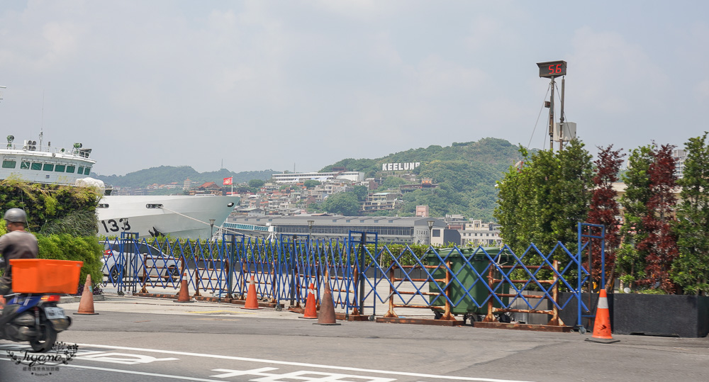 基隆好萊塢。太平青鳥：文藝氣質書店咖啡，虎仔山KEELUNG地標就在旁邊！！ @緹雅瑪 美食旅遊趣