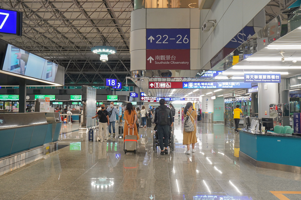 桃園機場膠囊旅館｜町．草休行館：來去機場文青膠囊旅館住一晚，全台唯一機場膠囊旅館 @緹雅瑪 美食旅遊趣