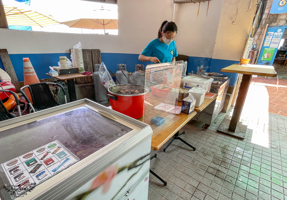 東北角親子玩水景點｜龍洞灣海洋公園：海水泳池、兒童戲水池、海景咖啡 @緹雅瑪 美食旅遊趣