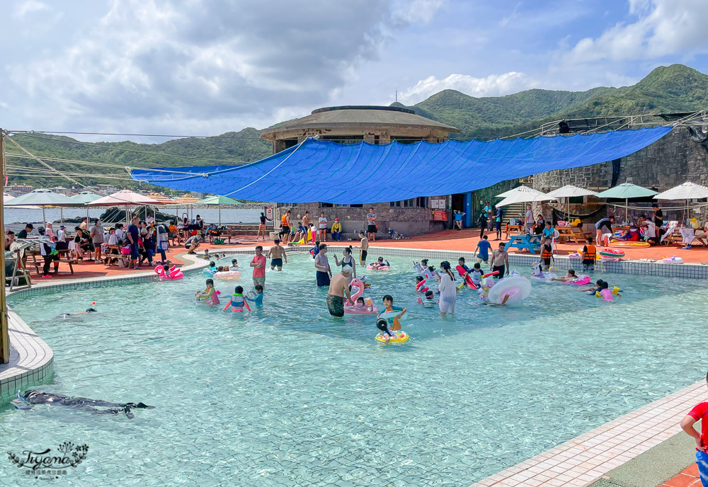 東北角親子玩水景點｜龍洞灣海洋公園：海水泳池、兒童戲水池、海景咖啡 @緹雅瑪 美食旅遊趣