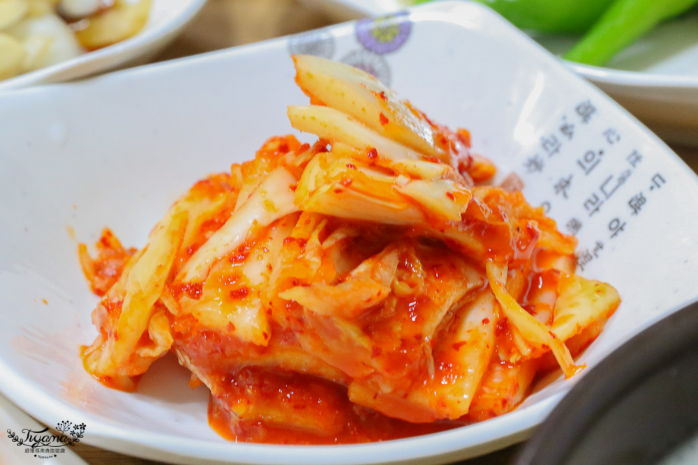 大邱美食。大邱豬肉湯飯｜소문난 부자 돼지국밥東大邱豬肉湯飯 @緹雅瑪 美食旅遊趣