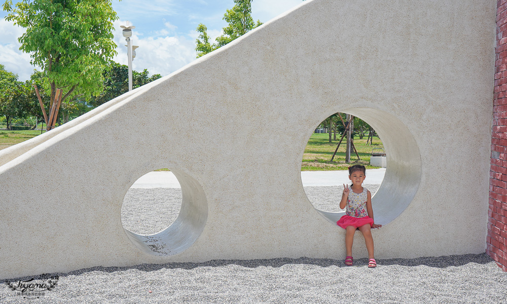 六堆內埔城牆共融公園，屏東親子公園好好玩！！客家主題公園，雙塔特色公園 @緹雅瑪 美食旅遊趣