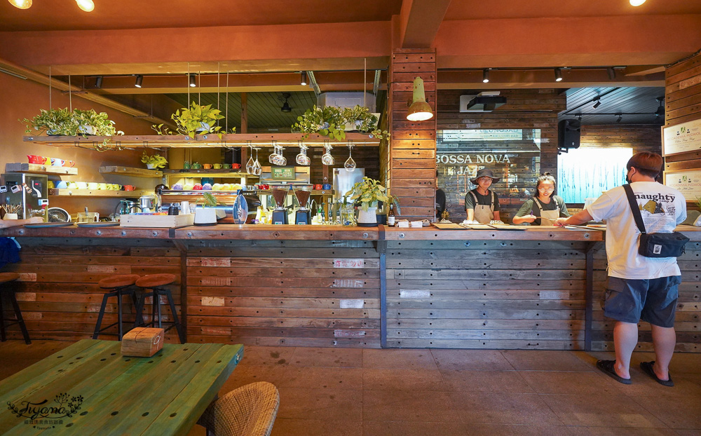 笑ㄟCafe菜單。宜蘭海景咖啡：宜蘭內埤情人灣旁的慵懶咖啡廳，看海吃披薩喝咖啡好愜意 @緹雅瑪 美食旅遊趣