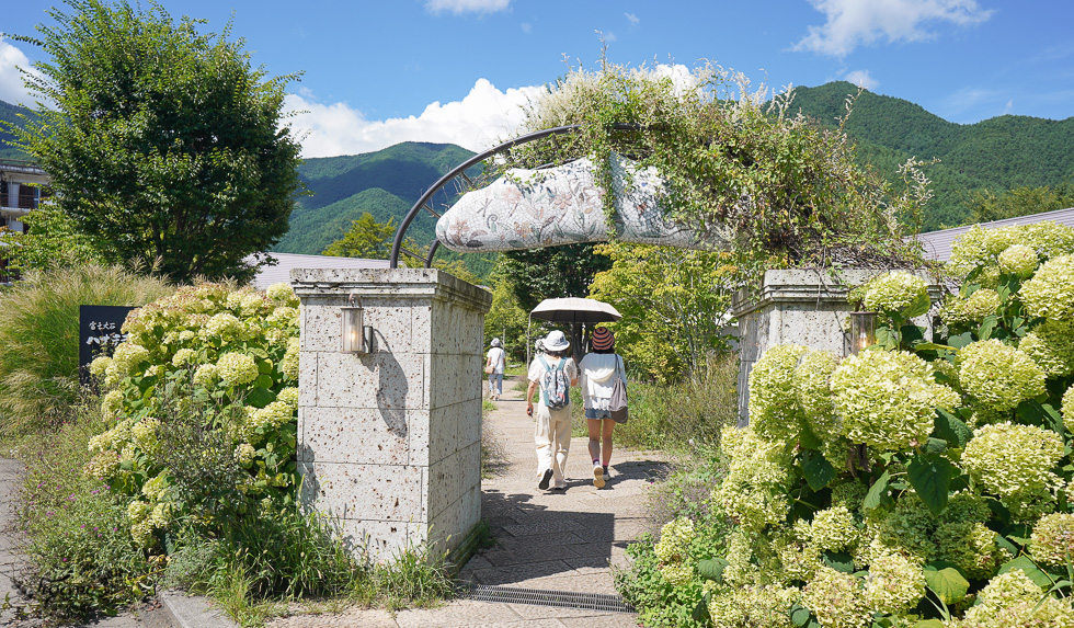 大石公園｜河口湖自然生活館：富士山河口湖景點，河岸吃冰品賞富士山 @緹雅瑪 美食旅遊趣