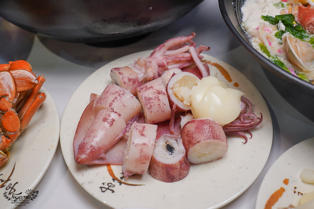 雲林美食｜彭家飯湯：傳承南部阿嬤古早味飯湯，新鮮澎派生魚片，全台快閃餐車加直播海鮮商城 @緹雅瑪 美食旅遊趣