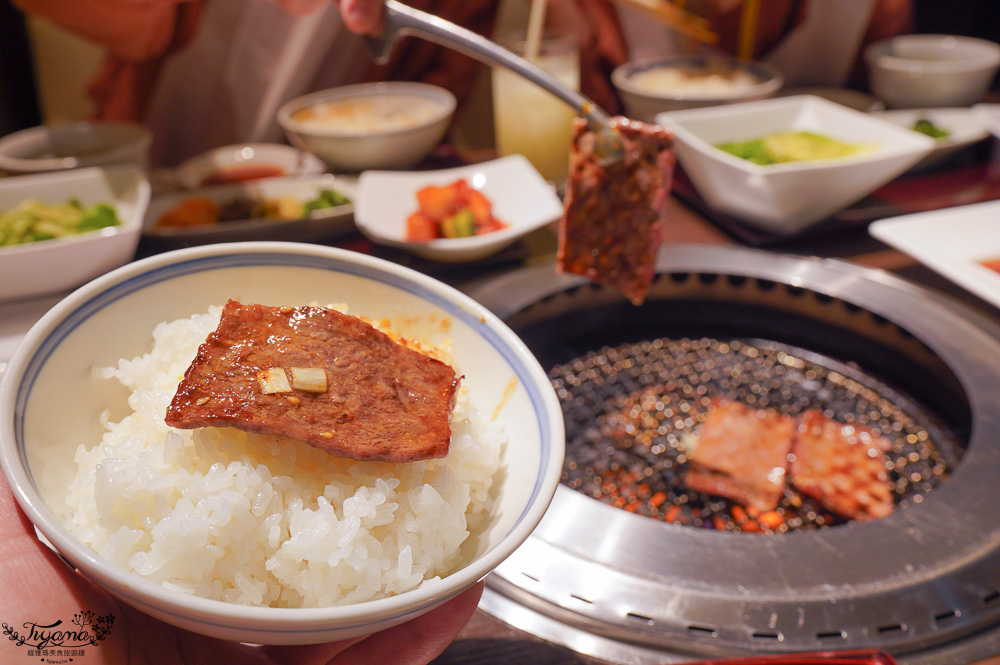 熊本燒肉「敘敘苑 櫻町熊本店」高檔連鎖和牛燒肉餐廳，午間套餐超值大滿足 @緹雅瑪 美食旅遊趣