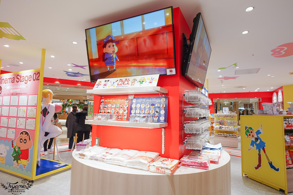 東京池袋蠟筆小新專賣店｜Crayon Shin-chan Cinema Parade 池袋太陽城2F，超好拍1:1蠟筆小新公仔 @緹雅瑪 美食旅遊趣