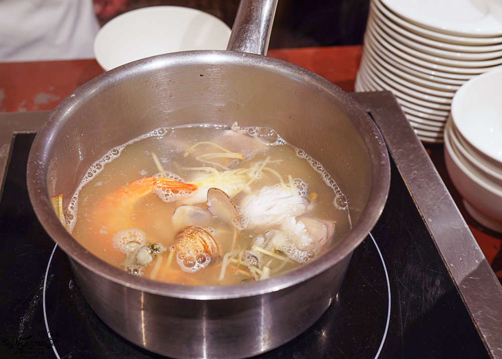 台南遠東Cafe｜陝西特色麵點美食節！！麵點王「馮永田」師傅客座，必吃現點現做牛肉拉麵 @緹雅瑪 美食旅遊趣