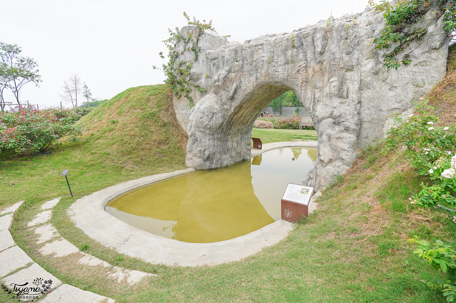 台南新景點．雅聞湖濱療癒森林：小人國歐式玫瑰花園，免門票中！！ @緹雅瑪 美食旅遊趣