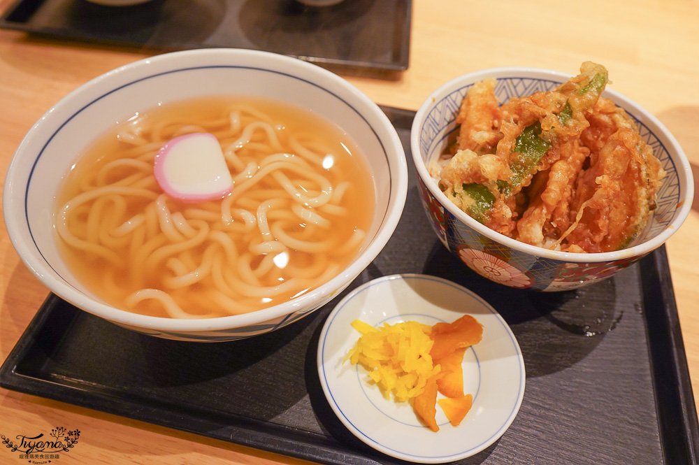 福岡美食．營業到凌晨5點的烏龍麵店「ウエスト 渡辺通り店(うどん)」 @緹雅瑪 美食旅遊趣