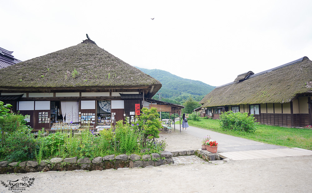 福島大內宿必遊景點，日本三大茅草屋聚落之一「本家玉屋」吃大蔥蕎麥麵 @緹雅瑪 美食旅遊趣