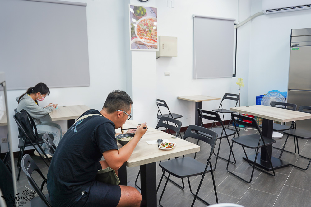 台南麵店｜花蓮一品香-台南夏林店，道地扁食料理台南也吃得到！ @緹雅瑪 美食旅遊趣