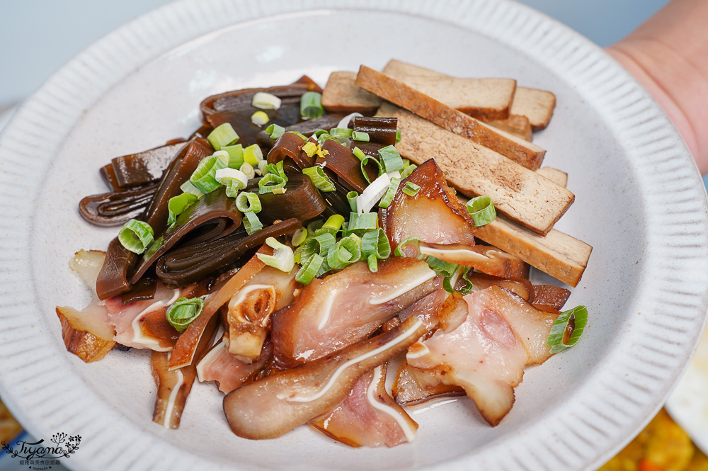 台南麵店｜花蓮一品香-台南夏林店，道地扁食料理台南也吃得到！ @緹雅瑪 美食旅遊趣