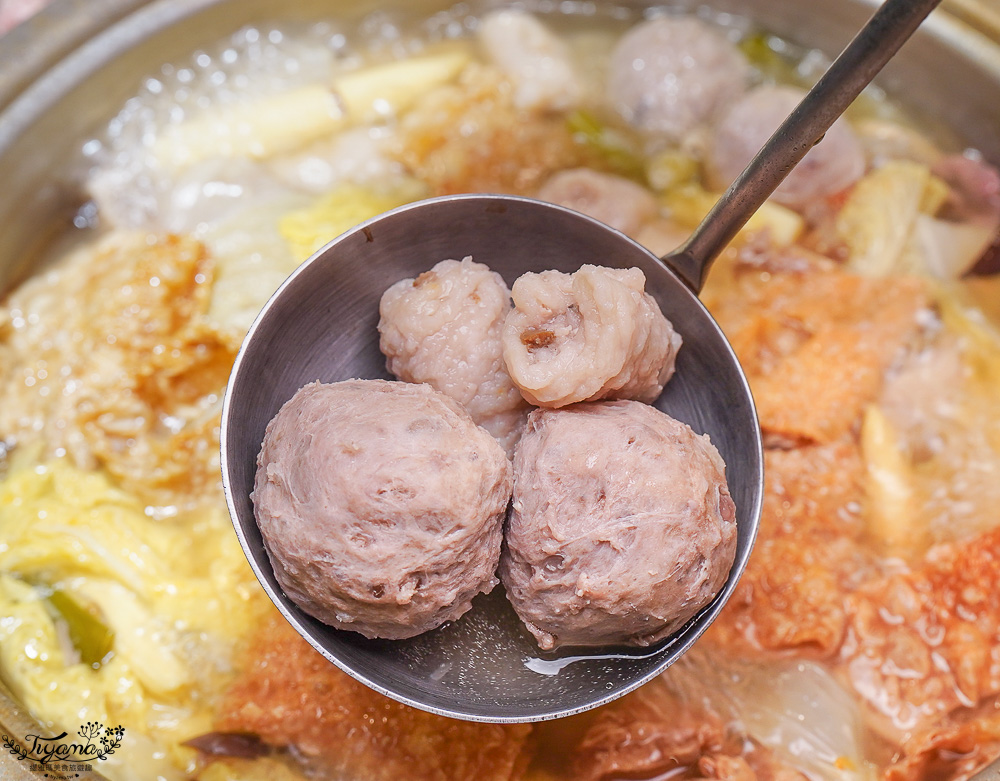 台南溫體牛肉火鍋「根牛肉火鍋」晚餐宵夜熱炒牛肉、牛肉湯、溫體牛肉火鍋，來台南就愛這一味！ @緹雅瑪 美食旅遊趣