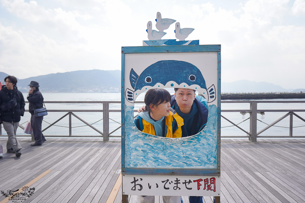 下関唐戶碼頭美食「卡蒙碼頭」関門海峽旁美食碼頭，吃人氣迴轉壽司 @緹雅瑪 美食旅遊趣