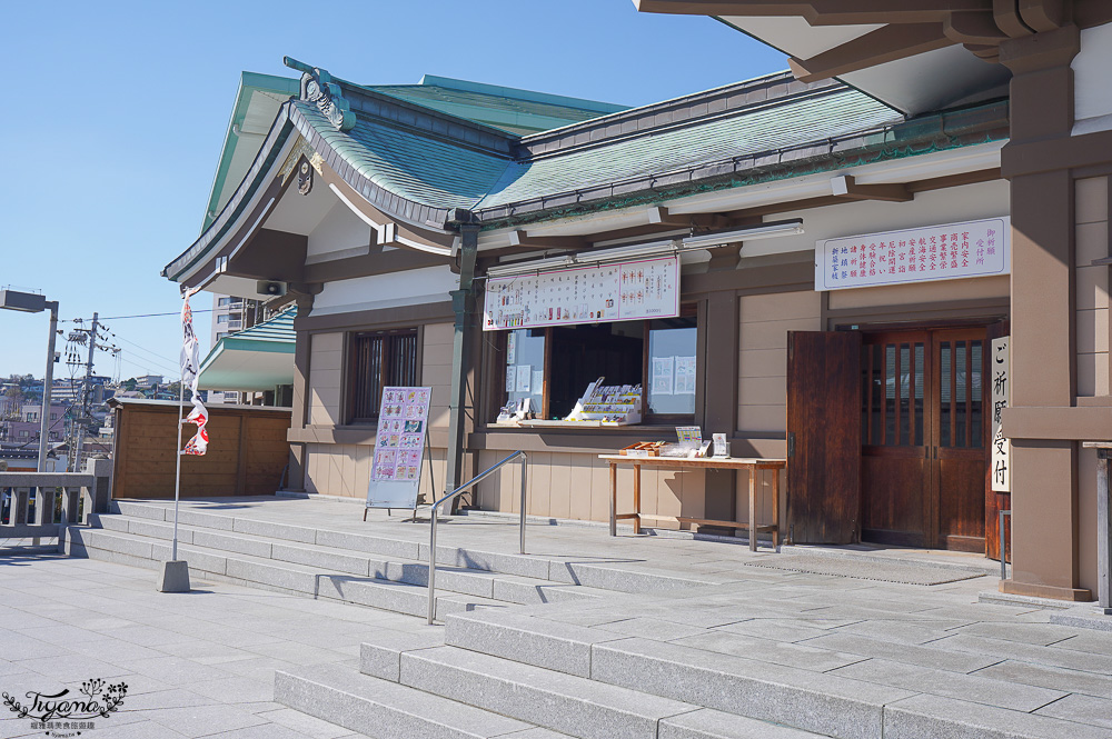 唐戶景點．龜山八幡宮｜龜山宮：日本最大花崗石鳥居，拍出海山一線美絕的河豚神宮 @緹雅瑪 美食旅遊趣