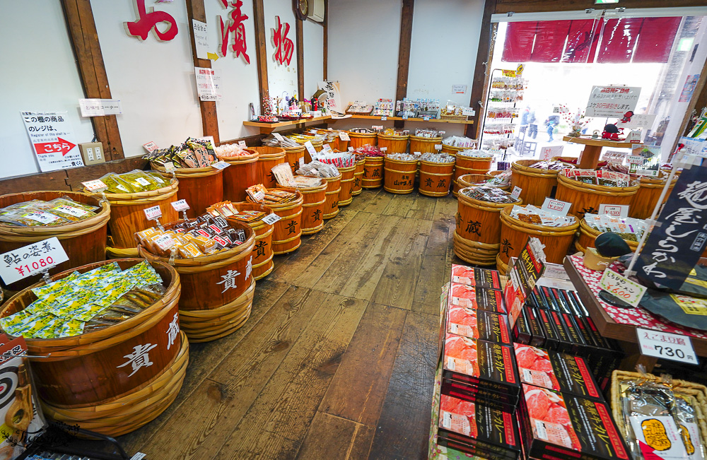 飛驒高山小京都必逛的「宮川朝市」朝市美食、新鮮水果，土產老店 @緹雅瑪 美食旅遊趣