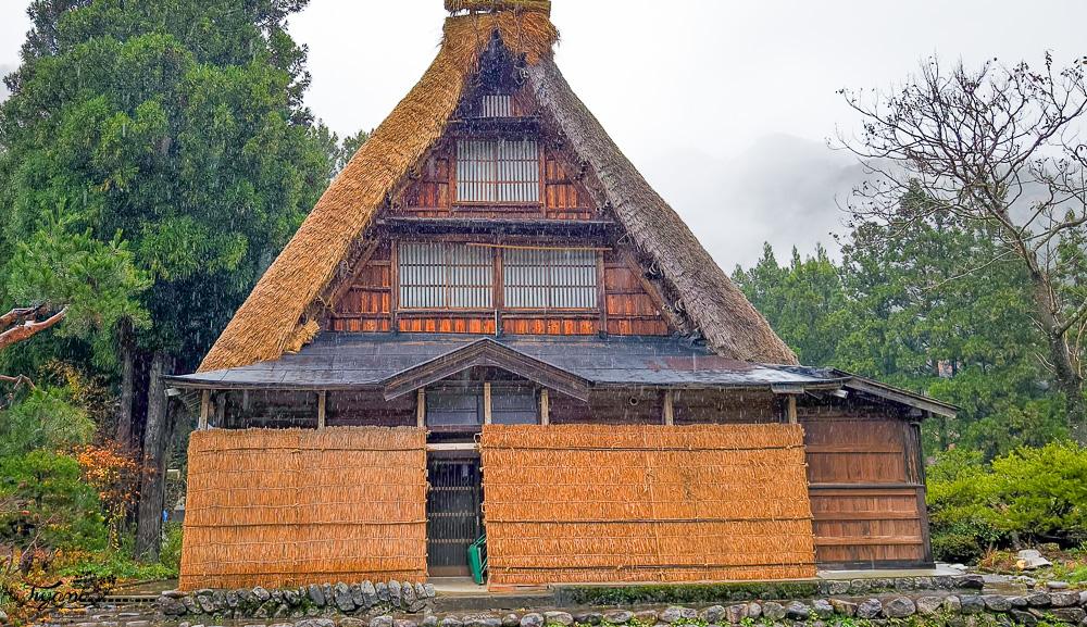 日本富山｜五箇山菅沼合掌造聚落，世界遺産傳統茅草村落，幾乎沒有觀光客的秘境 @緹雅瑪 美食旅遊趣