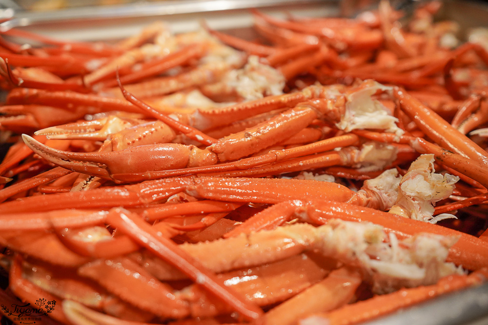 北海道三大螃蟹吃到飽「 伝 Den-JAPANESE BUFFET DINING」，螃蟹.海鮮.肉品.壽司.軟性飲料任你吃，BBQ、涮涮鍋二選一，KKday加碼90分鐘 @緹雅瑪 美食旅遊趣