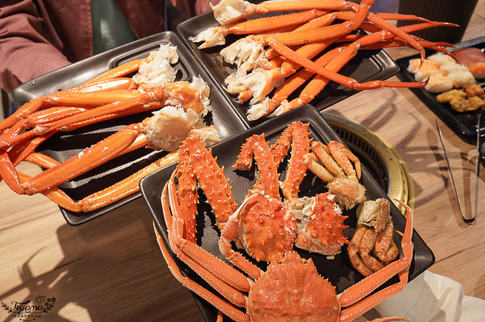 北海道三大螃蟹吃到飽「 伝 Den-JAPANESE BUFFET DINING」,螃蟹.海鮮.肉品.壽司.軟性飲料任你吃,BBQ、涮涮鍋二選一,KKday加碼90分鐘 @緹雅瑪 美食旅遊趣 北海道三大螃蟹吃到飽「 伝 Den-JAPANESE BUFFET DINING」,螃蟹.海鮮.肉品.壽司.軟性飲料任你吃,BBQ、涮涮鍋二選一,KKday加碼90分鐘 @緹雅瑪 美食旅遊趣