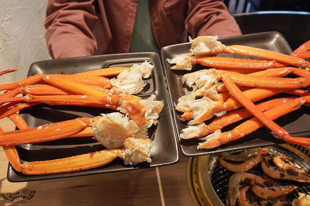 北海道三大螃蟹吃到飽「 伝 Den-JAPANESE BUFFET DINING」,螃蟹.海鮮.肉品.壽司.軟性飲料任你吃,BBQ、涮涮鍋二選一,KKday加碼90分鐘 @緹雅瑪 美食旅遊趣 北海道三大螃蟹吃到飽「 伝 Den-JAPANESE BUFFET DINING」,螃蟹.海鮮.肉品.壽司.軟性飲料任你吃,BBQ、涮涮鍋二選一,KKday加碼90分鐘 @緹雅瑪 美食旅遊趣