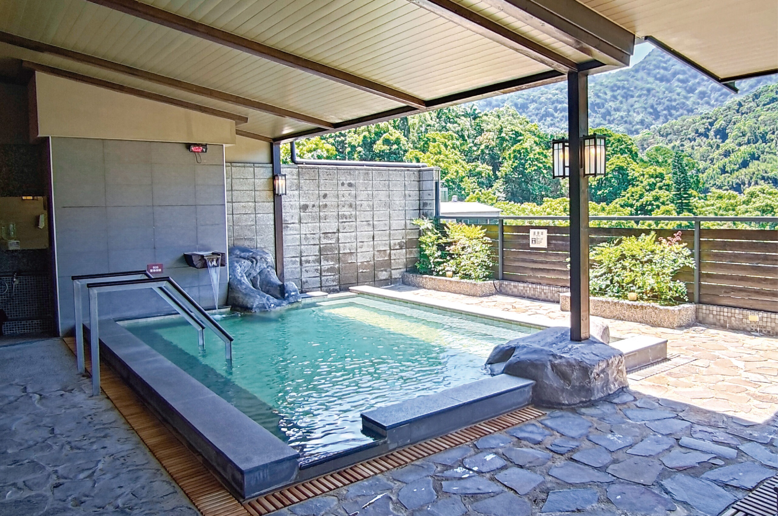 新北住宿度假村推薦「大板根森林溫泉酒店」2025全新觀景溫泉別墅｜恐龍森林夏令營｜古生物實驗室｜太子西餐廳自助餐｜麗宴中餐廳 @緹雅瑪 美食旅遊趣