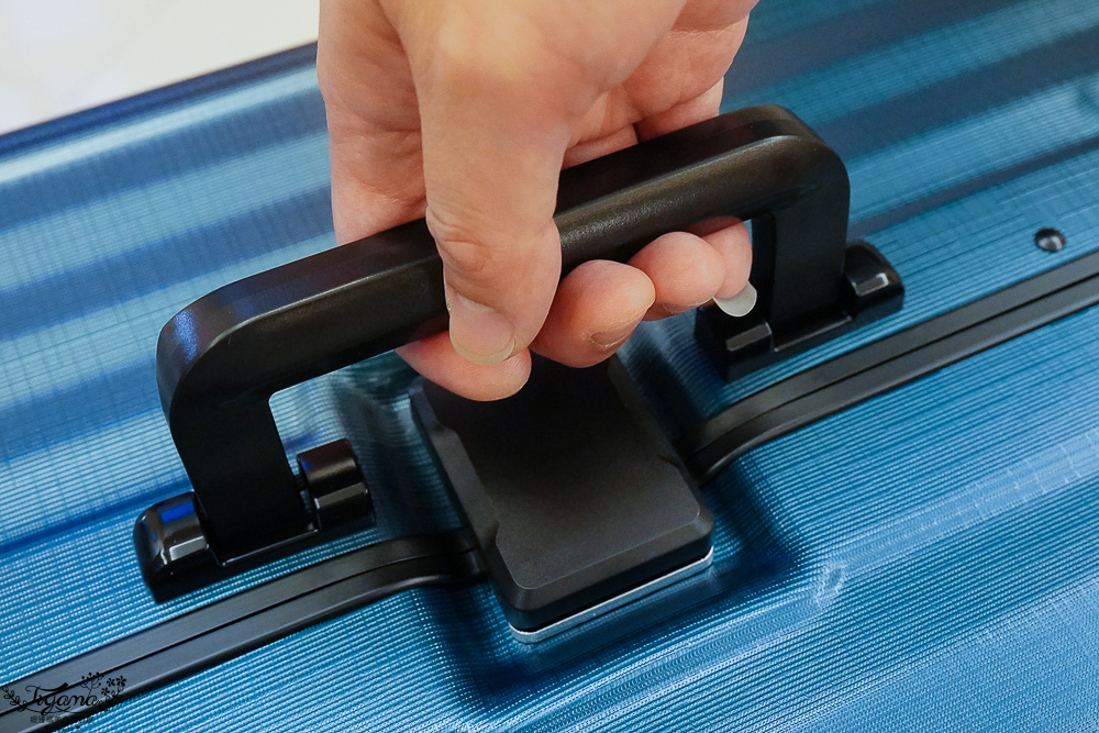 台灣行李箱推薦|Arowana亞諾納 台灣設計品牌:31吋極致美學運動鋁框行李箱|29吋前開式/側開式 避震輪河馬行李箱|走出你的旅行品味 @緹雅瑪 美食旅遊趣 台灣行李箱推薦|Arowana亞諾納 台灣設計品牌:31吋極致美學運動鋁框行李箱|29吋前開式/側開式 避震輪河馬行李箱|走出你的旅行品味 @緹雅瑪 美食旅遊趣