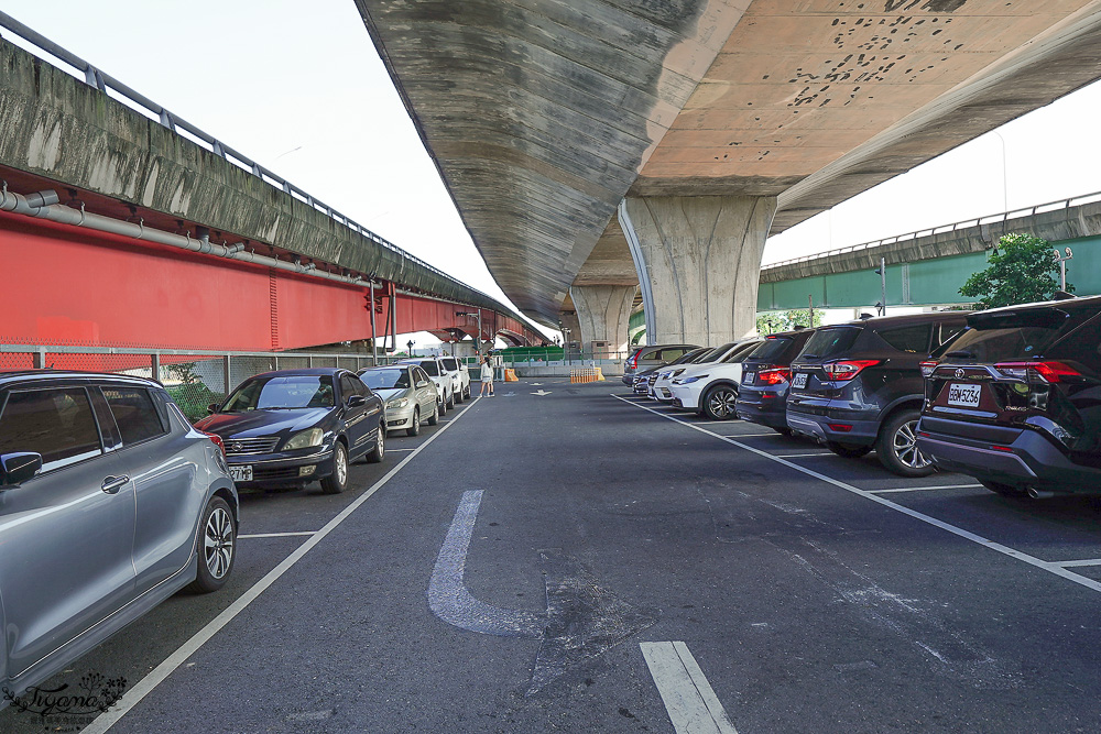 宜蘭公園「礁溪二龍之心公園」龍舟主題親子景點,高速公路下的遮陽兒童遊戲場、籃球場!有免費停車場 @緹雅瑪 美食旅遊趣 宜蘭公園「礁溪二龍之心公園」龍舟主題親子景點,高速公路下的遮陽兒童遊戲場、籃球場!有免費停車場 @緹雅瑪 美食旅遊趣