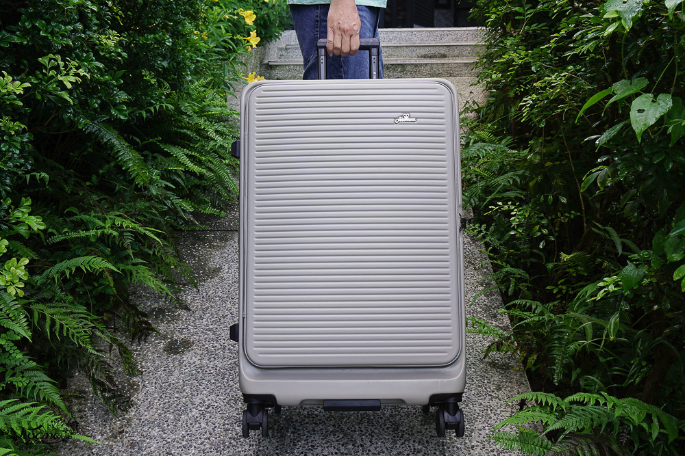 台灣行李箱推薦|Arowana亞諾納 台灣設計品牌:31吋極致美學運動鋁框行李箱|29吋前開式/側開式 避震輪河馬行李箱|走出你的旅行品味 @緹雅瑪 美食旅遊趣 台灣行李箱推薦|Arowana亞諾納 台灣設計品牌:31吋極致美學運動鋁框行李箱|29吋前開式/側開式 避震輪河馬行李箱|走出你的旅行品味 @緹雅瑪 美食旅遊趣