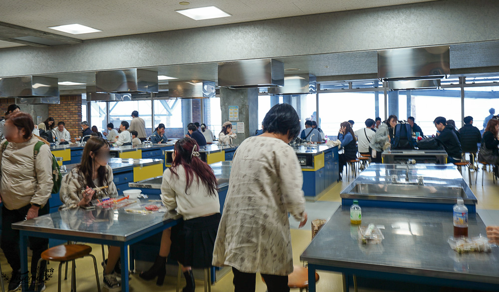 唐戶市場就是要假日來！浮誇海鮮壽司、海鮮丼、吃河豚生魚片｜下關景點｜下關美食 @緹雅瑪 美食旅遊趣