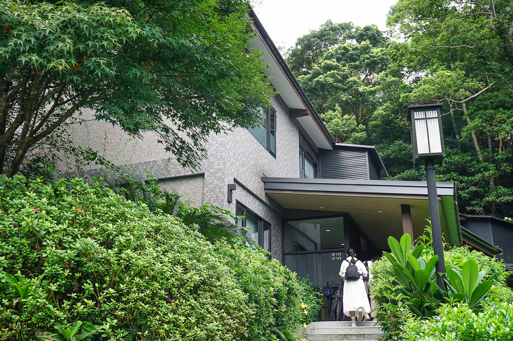 新北住宿度假村推薦「大板根森林溫泉酒店」2025全新觀景溫泉別墅｜恐龍森林夏令營｜古生物實驗室｜太子西餐廳自助餐｜麗宴中餐廳 @緹雅瑪 美食旅遊趣