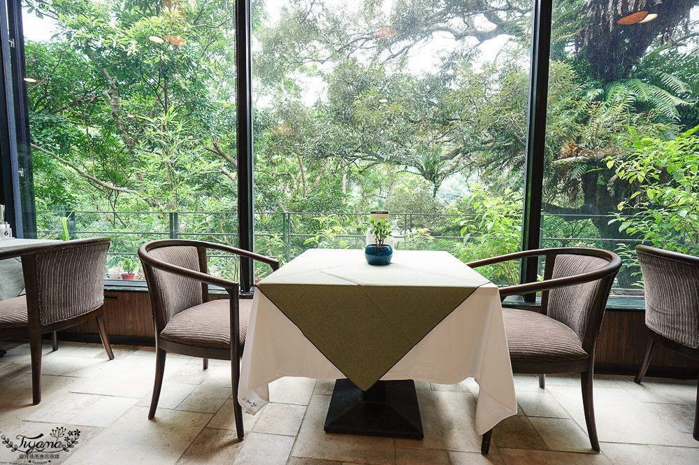 新北住宿度假村推薦「大板根森林溫泉酒店」2025全新觀景溫泉別墅｜恐龍森林夏令營｜古生物實驗室｜太子西餐廳自助餐｜麗宴中餐廳 @緹雅瑪 美食旅遊趣