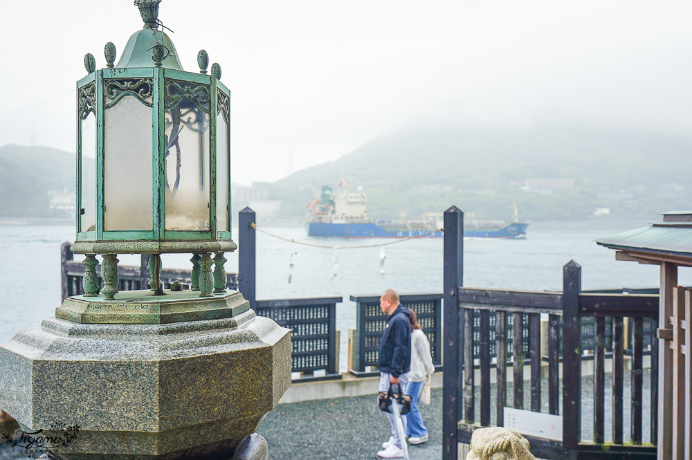 九州門司港景點｜可愛河豚神籤「和布刈神社」，九州最北邊的海景神社，關門海峽旁面海絕美景色的小巧神社 @緹雅瑪 美食旅遊趣