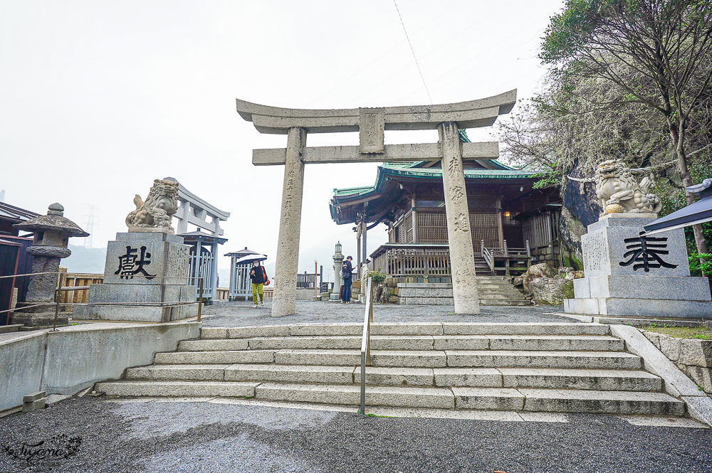 九州門司港景點｜可愛河豚神籤「和布刈神社」，九州最北邊的海景神社，關門海峽旁面海絕美景色的小巧神社 @緹雅瑪 美食旅遊趣
