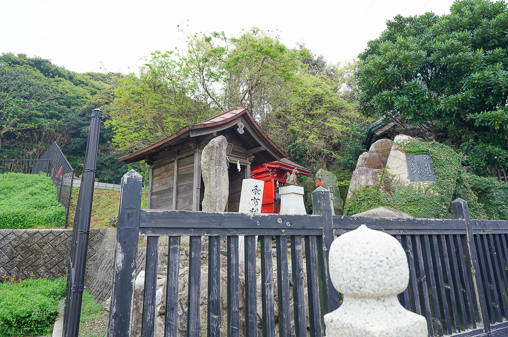九州門司港景點｜可愛河豚神籤「和布刈神社」，九州最北邊的海景神社，關門海峽旁面海絕美景色的小巧神社 @緹雅瑪 美食旅遊趣