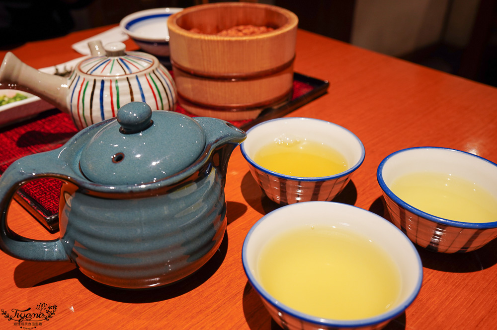 門司港美食｜元祖瓦そば【たかせ】門司港レトロ店：門司港名物瓦片麵、鰻魚三吃 @緹雅瑪 美食旅遊趣