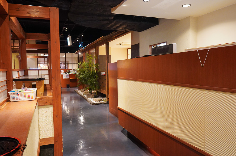 門司港美食｜元祖瓦そば【たかせ】門司港レトロ店：門司港名物瓦片麵、鰻魚三吃 @緹雅瑪 美食旅遊趣