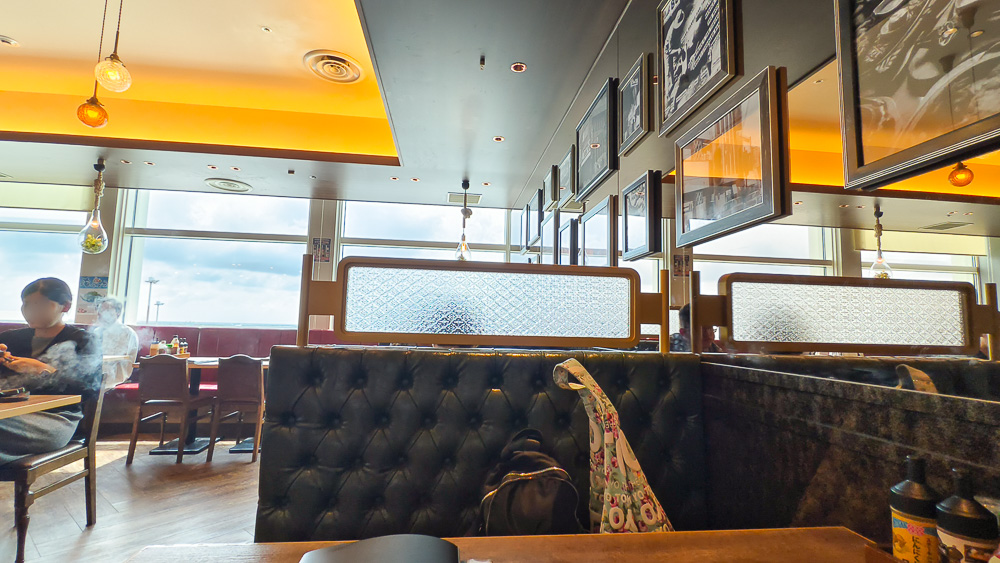 那霸機場牛排「牛排屋88 那霸機場店」，總是在排隊的人氣牛排館 @緹雅瑪 美食旅遊趣