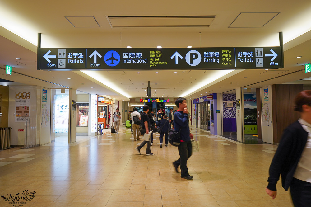 新千歲國內機場美食｜KINOTOYA霜淇淋｜札幌農場 牛奶起士蛋糕｜寶可夢商店｜新千歲國內機場2樓人氣甜點 @緹雅瑪 美食旅遊趣