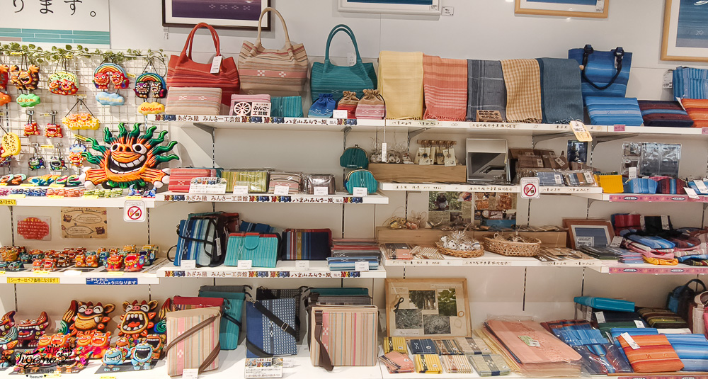 新石垣機場到市區交通|新石垣機場伴手禮商店:1樓整層伴手禮土特產逛不完!新石垣機場↔︎石垣港交通 @緹雅瑪 美食旅遊趣 新石垣機場到市區交通|新石垣機場伴手禮商店:1樓整層伴手禮土特產逛不完!新石垣機場↔︎石垣港交通 @緹雅瑪 美食旅遊趣