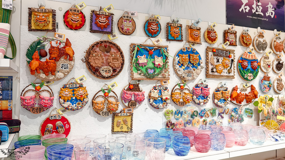 新石垣機場到市區交通｜新石垣機場伴手禮商店：1樓整層伴手禮土特產逛不完！新石垣機場↔︎石垣港交通 @緹雅瑪 美食旅遊趣