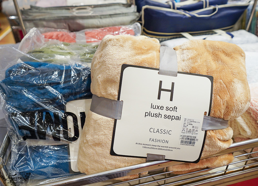 嘉義新光三越週年慶寢具特賣會【多利寶寢具特賣會】工廠直營天絲寢具平價高品質,夏涼被、枕頭990元買一送一,還能參加新光三越週年慶單筆3000贈2000點活動 @緹雅瑪 美食旅遊趣 嘉義新光三越週年慶寢具特賣會【多利寶寢具特賣會】工廠直營天絲寢具平價高品質,夏涼被、枕頭990元買一送一,還能參加新光三越週年慶單筆3000贈2000點活動 @緹雅瑪 美食旅遊趣