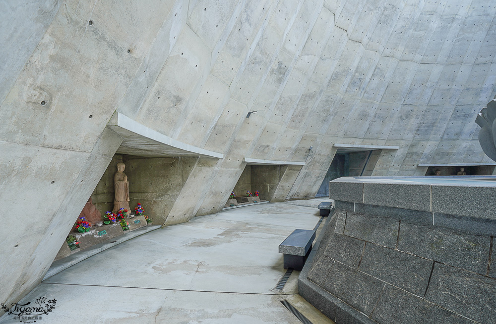 北海道頭大佛殿，在真駒内滝野霊園裡建築大師安藤忠雄的作品「洞窟中巨大佛殿」 @緹雅瑪 美食旅遊趣