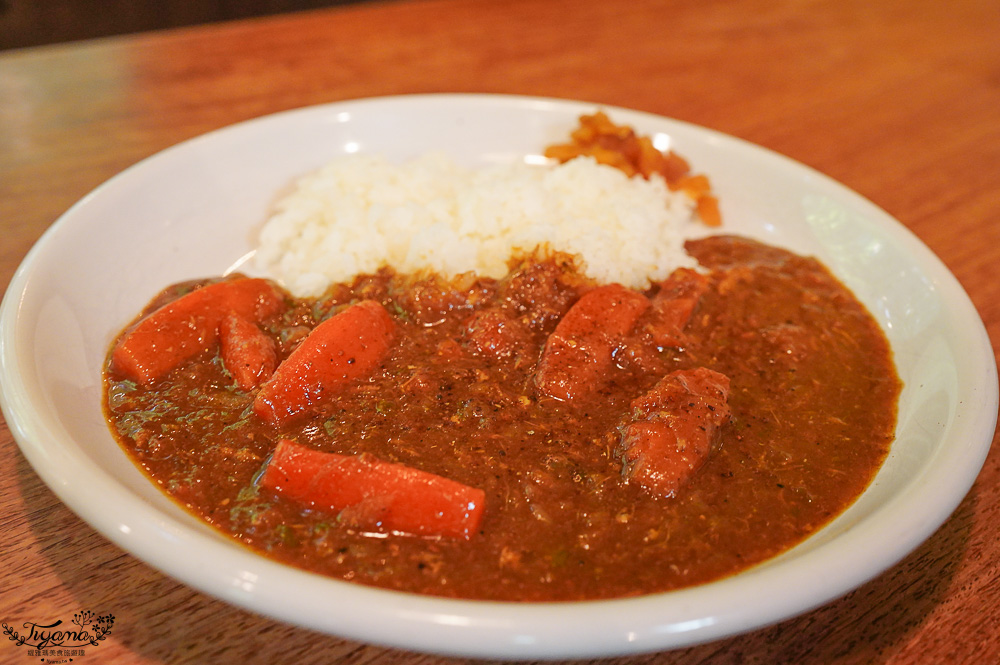 北海道富良野美食「森之時計｜珈琲 森の時計」森林精靈露台裡的幻夢咖啡廳~來杯DIY手磨豆的手沖咖啡，20週年森林劇院蛋糕 @緹雅瑪 美食旅遊趣