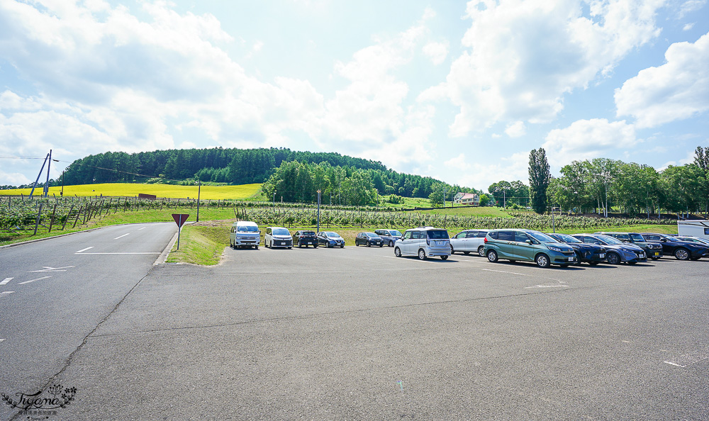 北海道富良野六花亭「坎帕納六花亭」,葡萄園與藍莓園裡的人氣甜點店 @緹雅瑪 美食旅遊趣 北海道富良野六花亭「坎帕納六花亭」,葡萄園與藍莓園裡的人氣甜點店 @緹雅瑪 美食旅遊趣