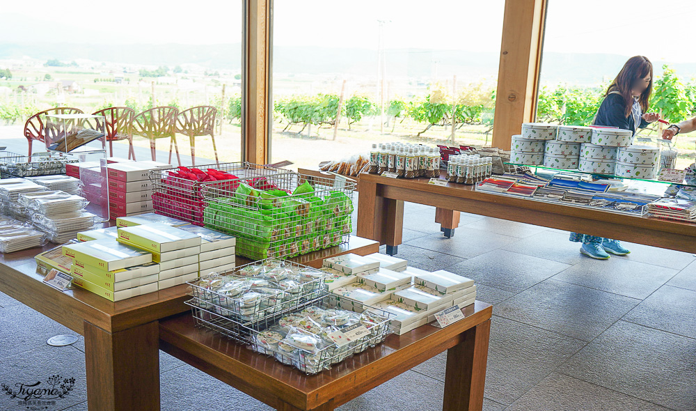 北海道富良野六花亭「坎帕納六花亭」,葡萄園與藍莓園裡的人氣甜點店 @緹雅瑪 美食旅遊趣 北海道富良野六花亭「坎帕納六花亭」,葡萄園與藍莓園裡的人氣甜點店 @緹雅瑪 美食旅遊趣