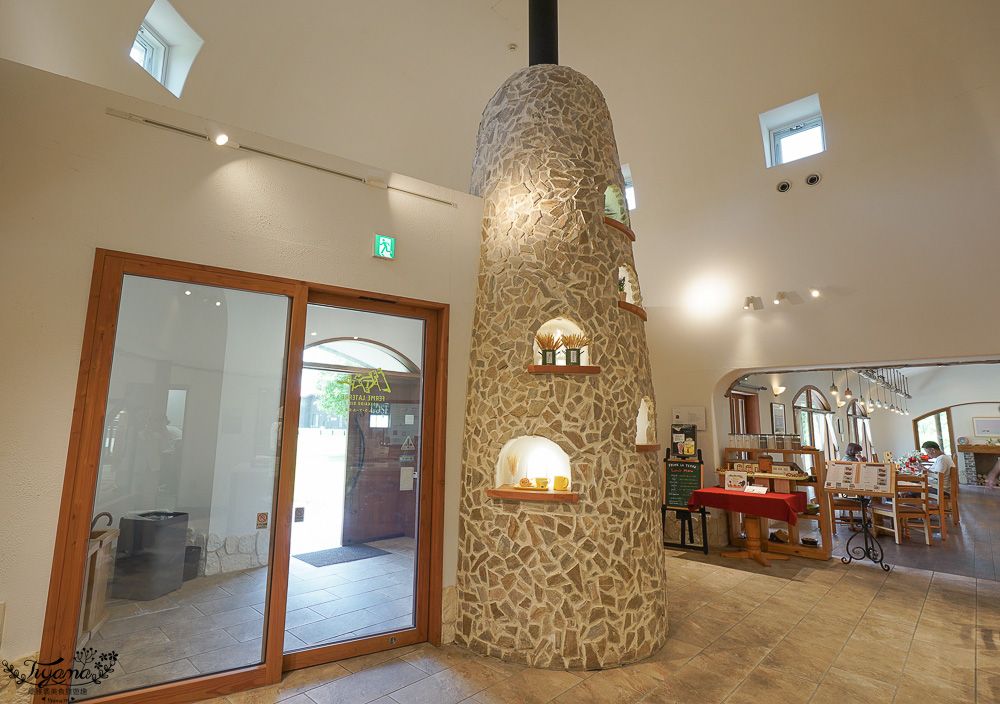 北海道美瑛童話風格烘焙甜點店「Ferme La Terre Biei 美瑛本店」,預約制法式鄉村風餐廳,品嚐美瑛小麥手工麵包、布丁、Ferme La Terre Biei伴手禮 @緹雅瑪 美食旅遊趣 北海道美瑛童話風格烘焙甜點店「Ferme La Terre Biei 美瑛本店」,預約制法式鄉村風餐廳,品嚐美瑛小麥手工麵包、布丁、Ferme La Terre Biei伴手禮 @緹雅瑪 美食旅遊趣