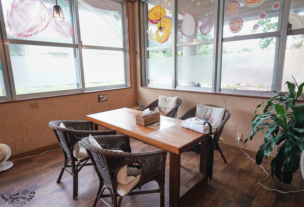沖繩西表島咖啡廳「農園Cafe ファイミール」芒果芭菲,慢活小島的溫馨咖啡廳 @緹雅瑪 美食旅遊趣 沖繩西表島咖啡廳「農園Cafe ファイミール」芒果芭菲,慢活小島的溫馨咖啡廳 @緹雅瑪 美食旅遊趣